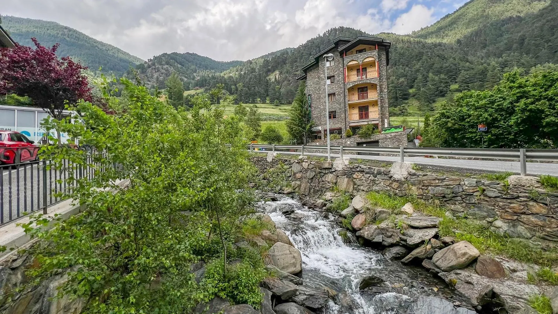 Apartment Apartamento Ribasol Vallnord En Arinsal Milu